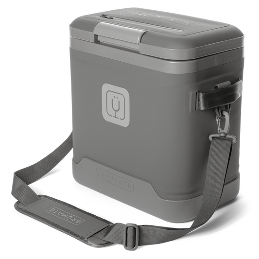magpack-18-can-v5 magpack_18_graphite_front_strap.png